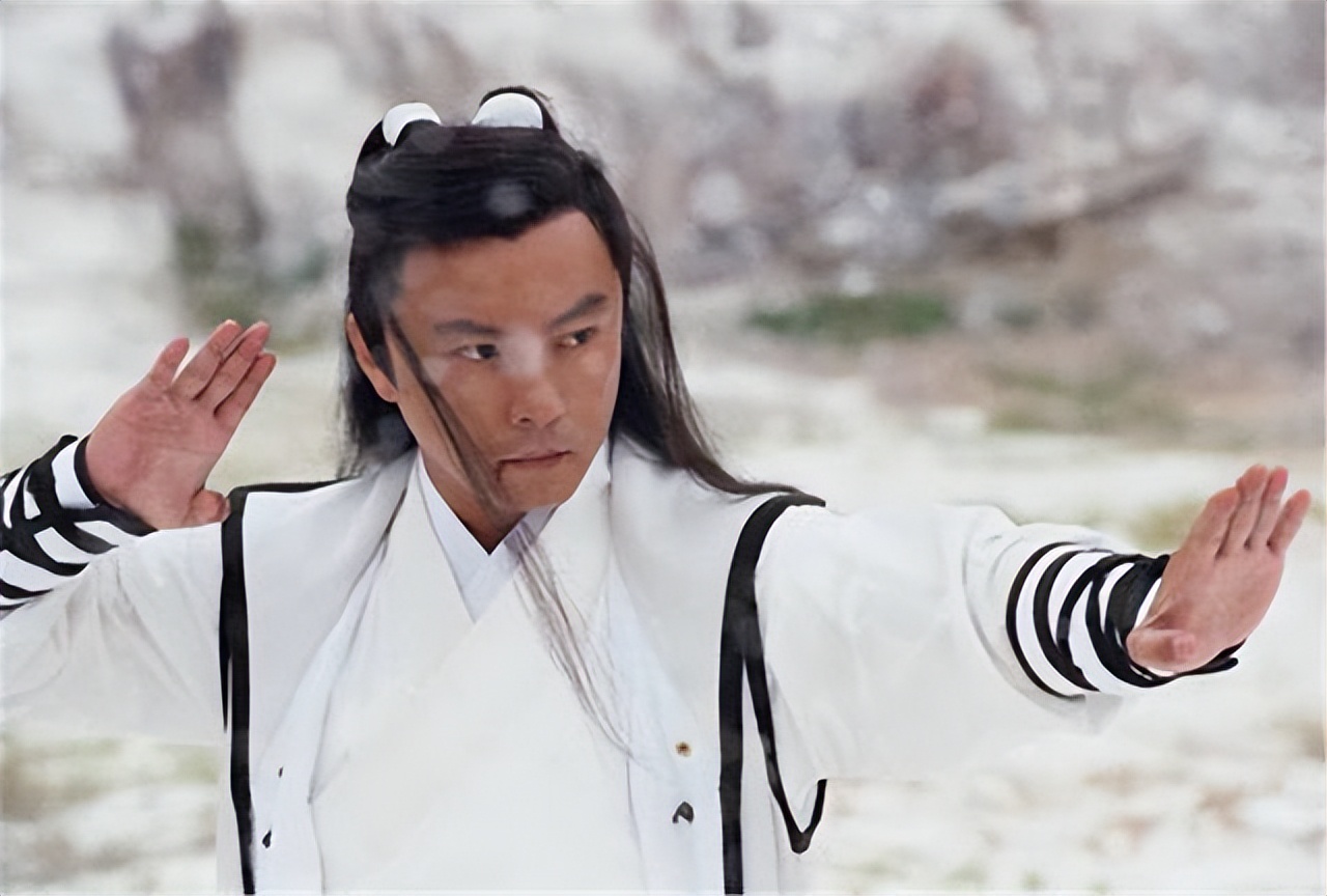 铁胆神侯发现素心和古三通有儿子,铁胆神侯跟海棠谈古三通