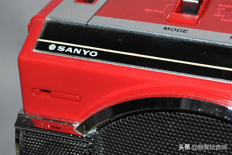 SANYOMR-U4SF红色便携式收录机盒式磁带*放播**器