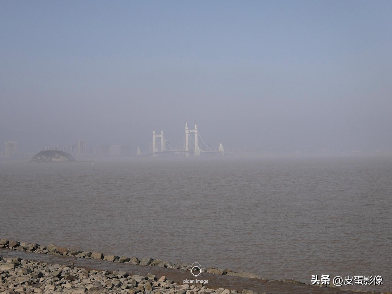 专业摄影师教你怎样才能更清晰,摄影明暗对比照片教学