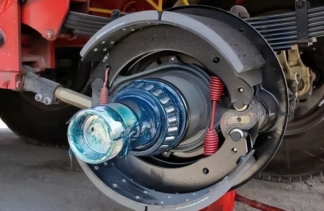 盘刹挂车轴头烫手正常吗,挂车轴头烫手正常吗