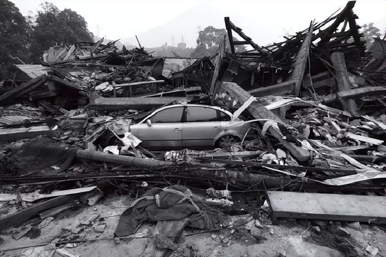 汶川大地震留下的神车,汶川地震中最特殊的车