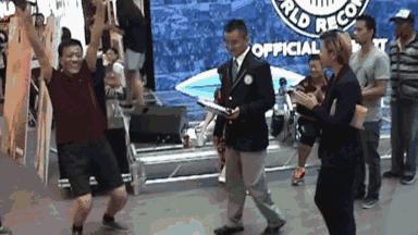 花式颠球绕圈世界纪录,花式颠球历届世界杯