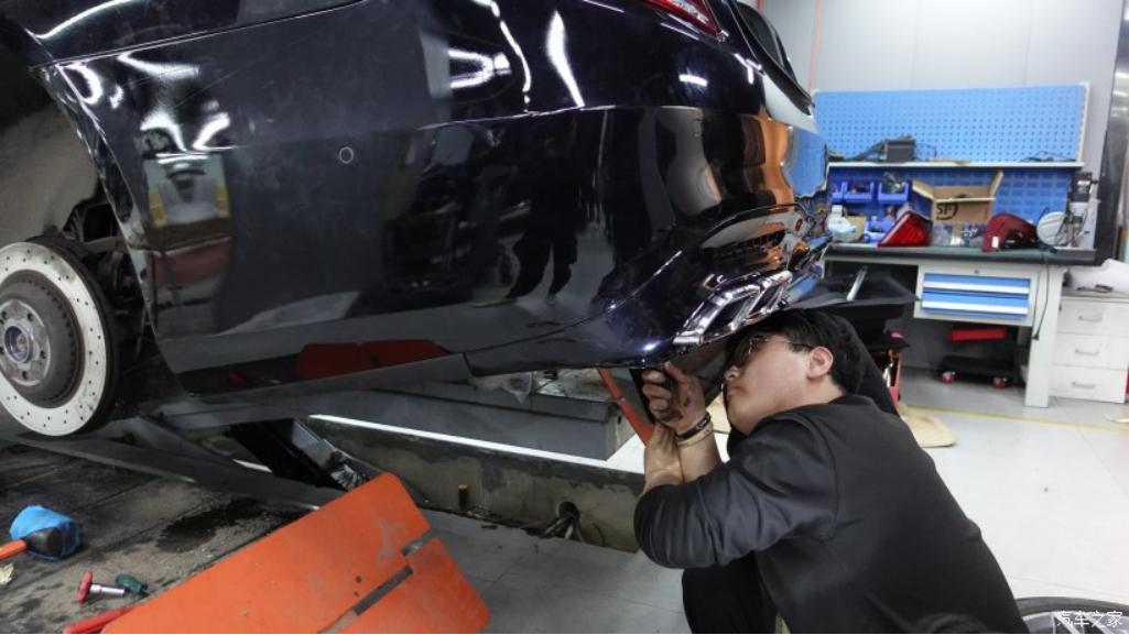 奔驰amggt63s升级先行版包围,奔驰amgc63改装外观