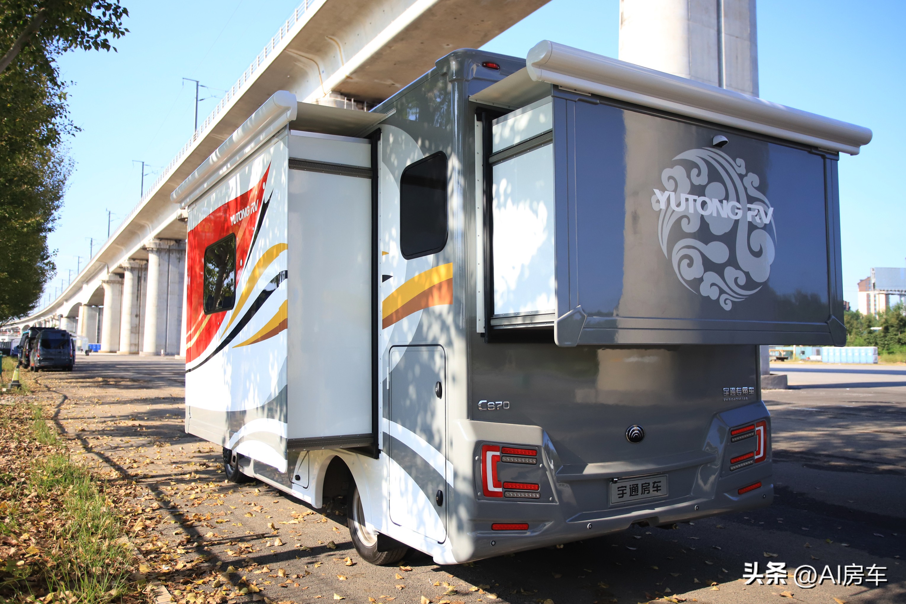 超豪华的房车图片大全,国产豪华房车内部图片