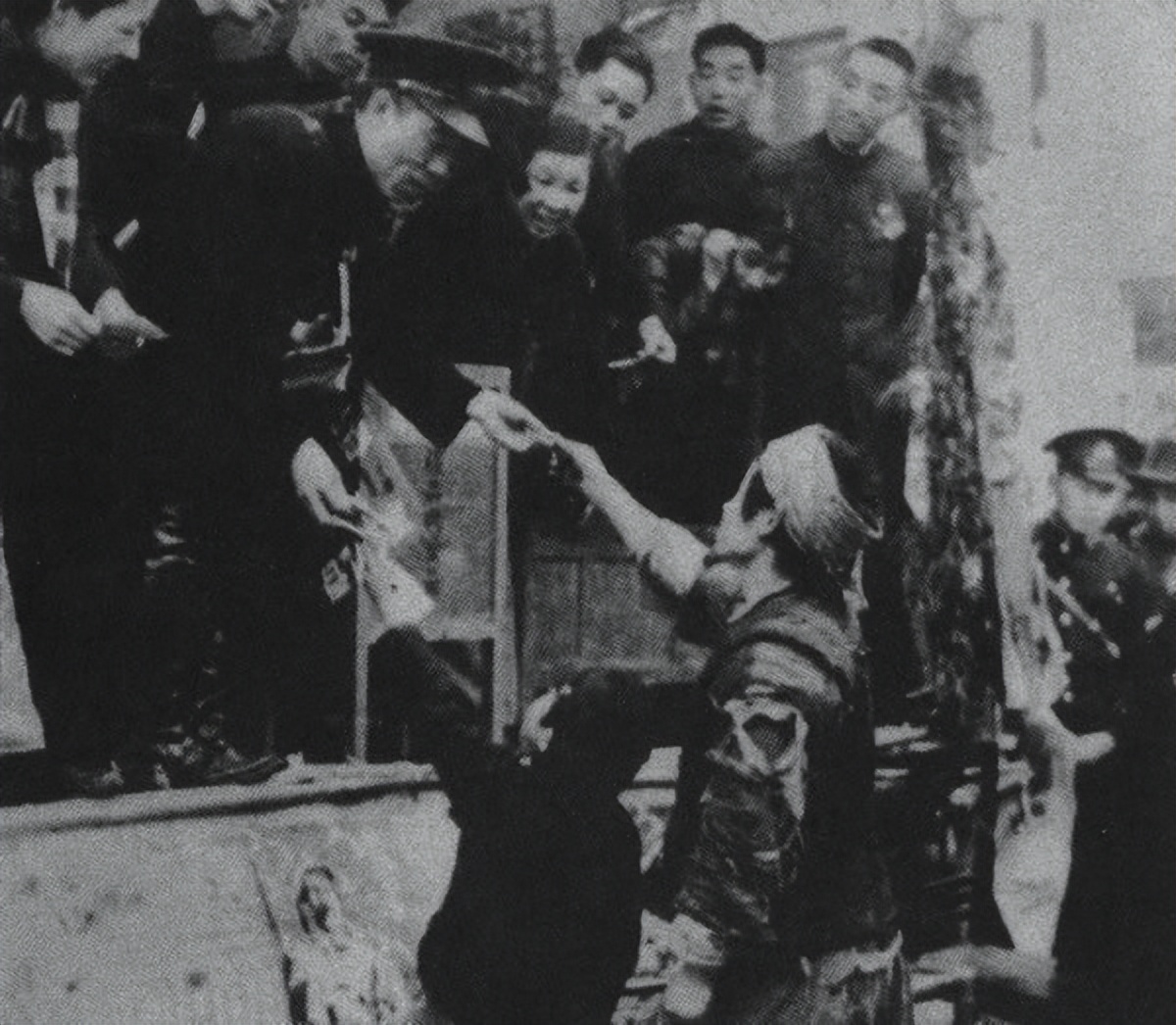 抗日女英雄刘耀敏被杀全部经过,抗日女英雄刘耀梅真人图片