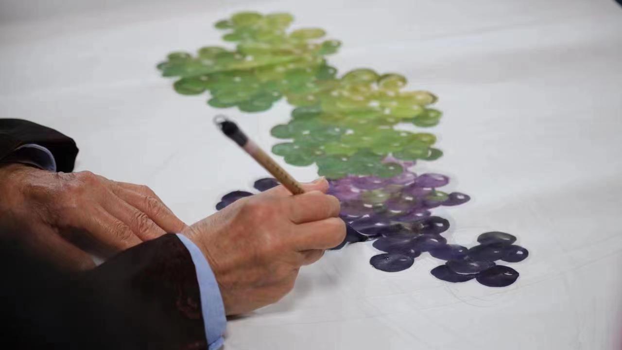 国画教学老外,国画大师进校园