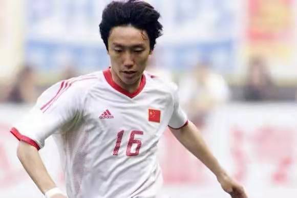 曲波世青赛阵容,世青赛超白金一代