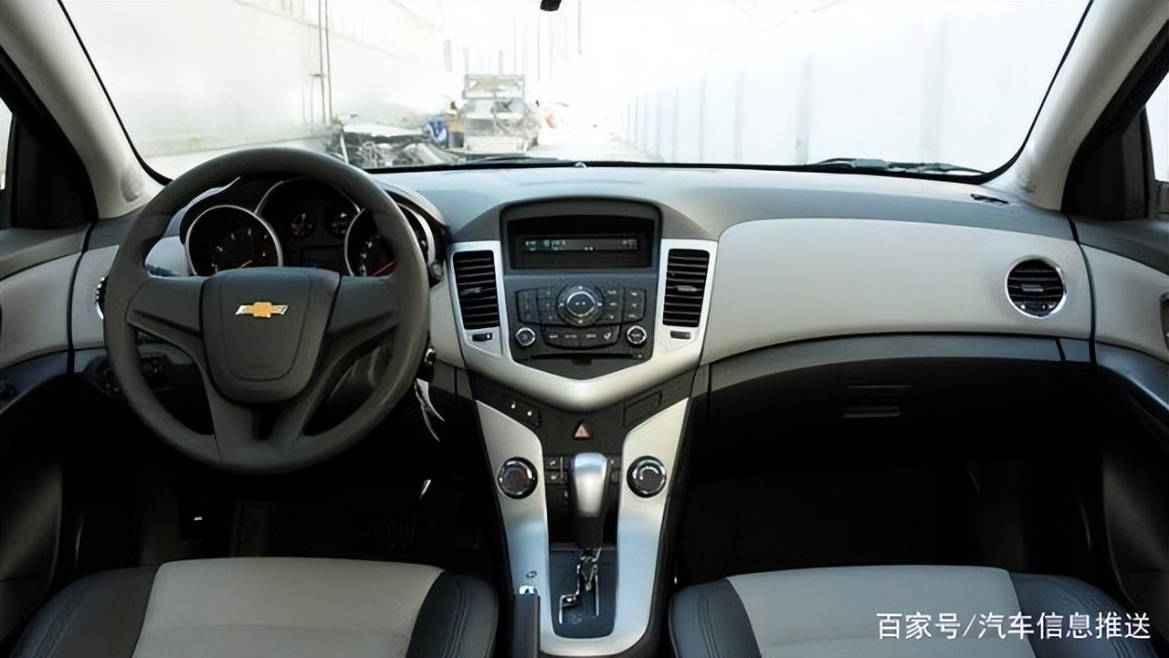 科沃兹和科鲁兹建议买哪个2022款,8万科沃兹和科鲁兹买哪个