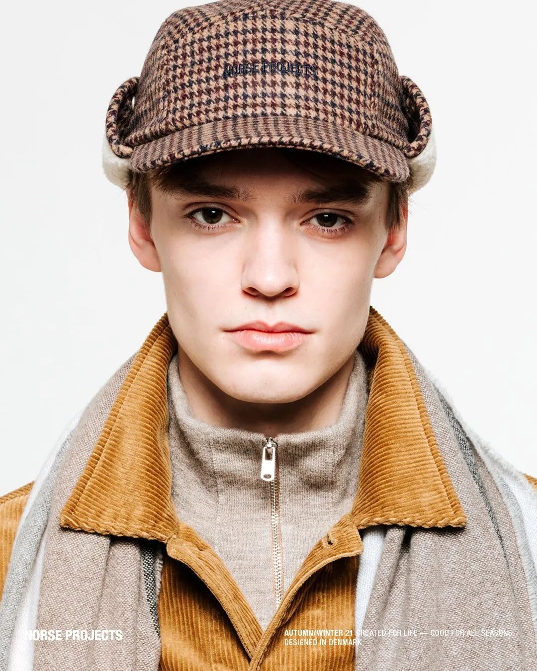 优衣库万金油神裤,极简风格的优衣库