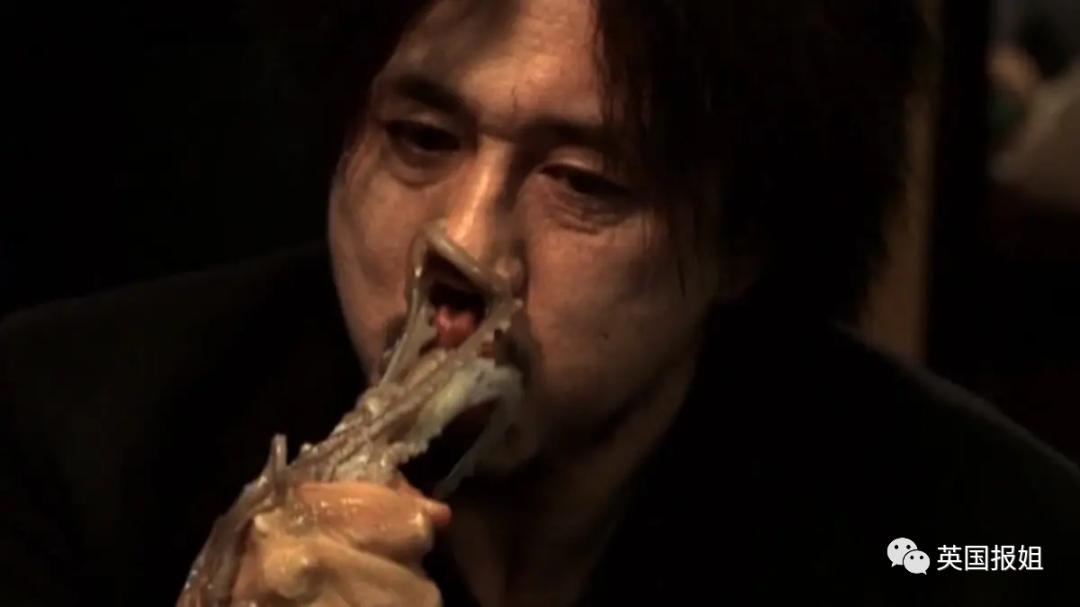 男子呕吐不止进医院,男子呕吐不止被送急救