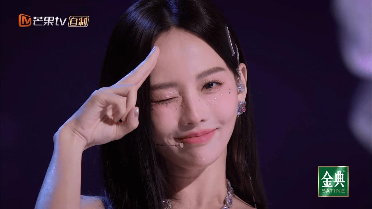 二公垫底也挡不住的双面人张嘉倪，原来你是这样的人！