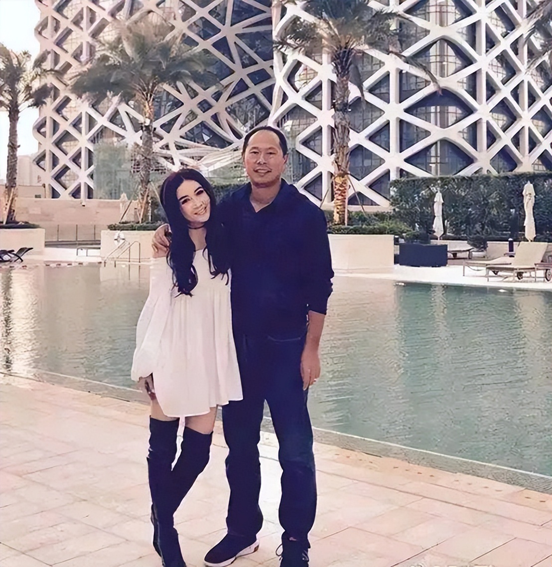 从“最惨*星艳**”到“上岸者”：曾经的香港绝色，如今怎样了？