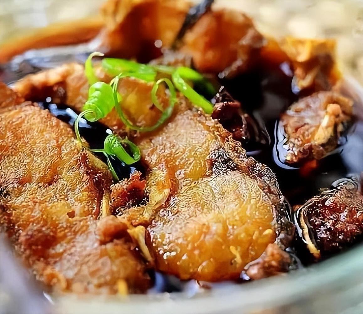 味道鲜美的草鱼做法多种多样，探寻地域特色口感与吃法