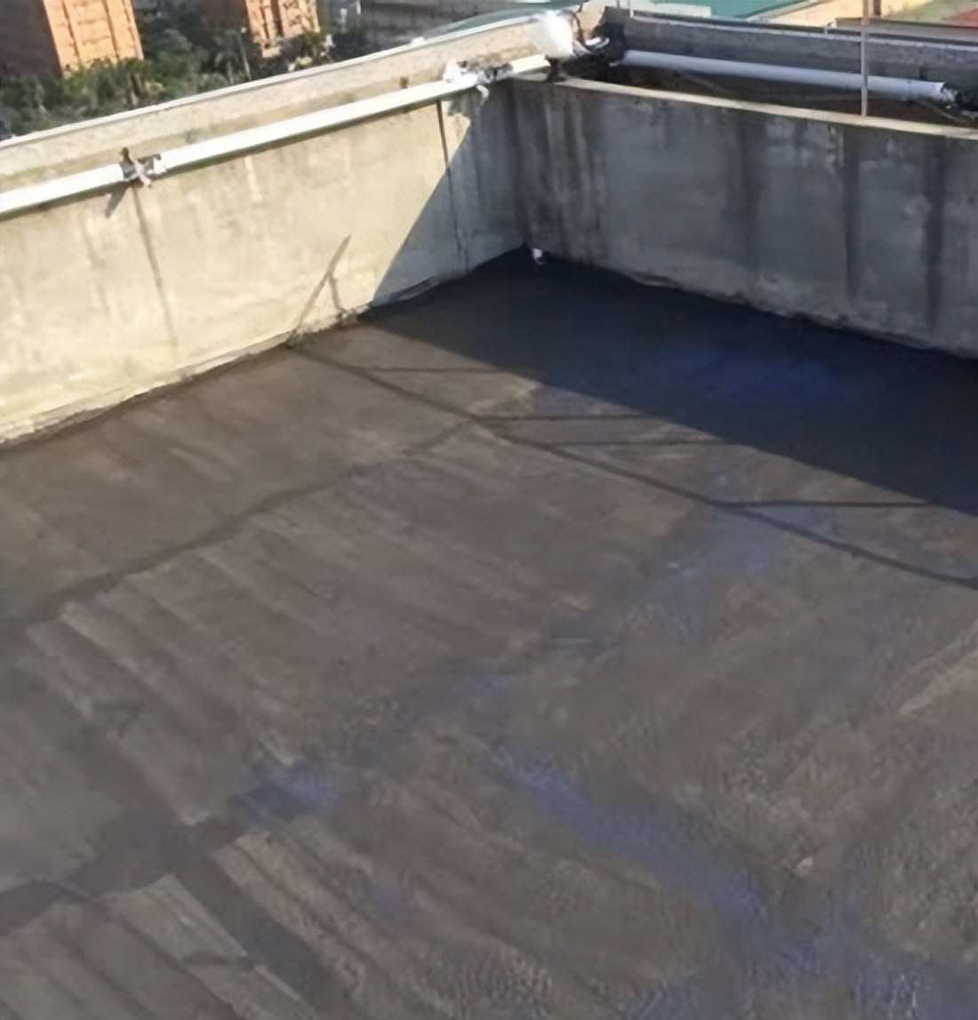 楼顶漏水怎么办快速解决方法,楼顶漏水最有效的补救方法