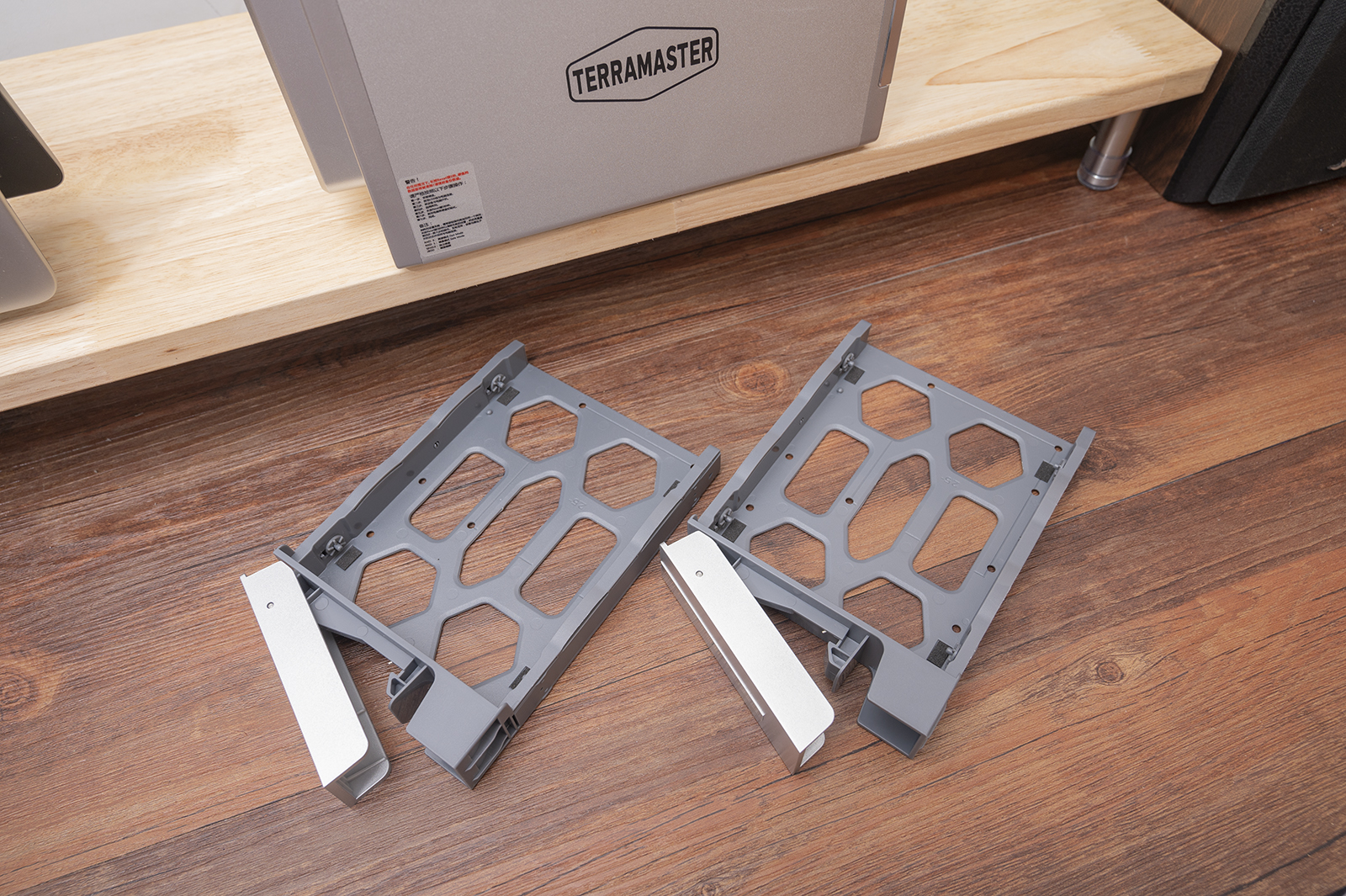 常用数据备份方式磁盘阵列,raid磁盘阵列到底哪个安全