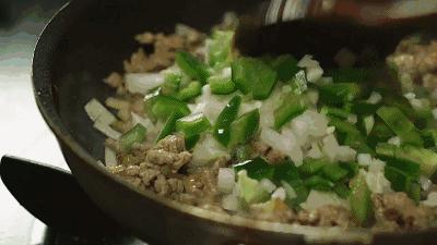 春天吃过冬葱有什么好处,春节吃葱寓意什么