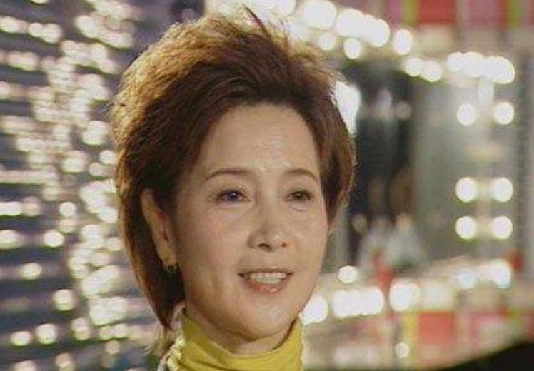 10位晚年移居海外的明星,移民后悔的明星