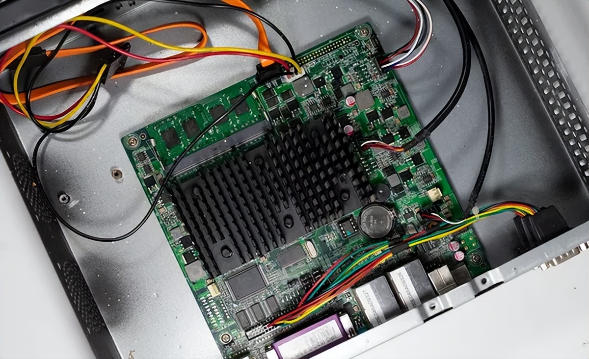 如何选择适合自己软路由,软路由入门款推荐