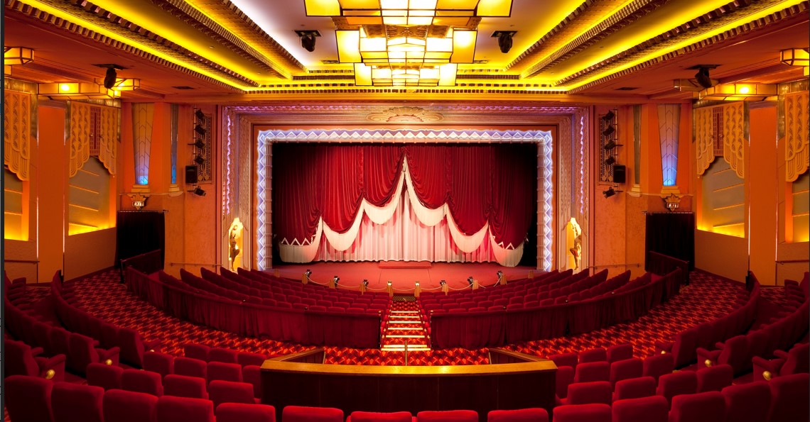 海登奥芬影院为其标志性影厅选择了科视RGB纯激光放映系统