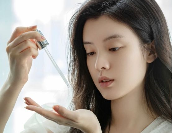 精华液在护肤的哪个步骤使用呢,护肤时精华液哪个步骤用吸收更好