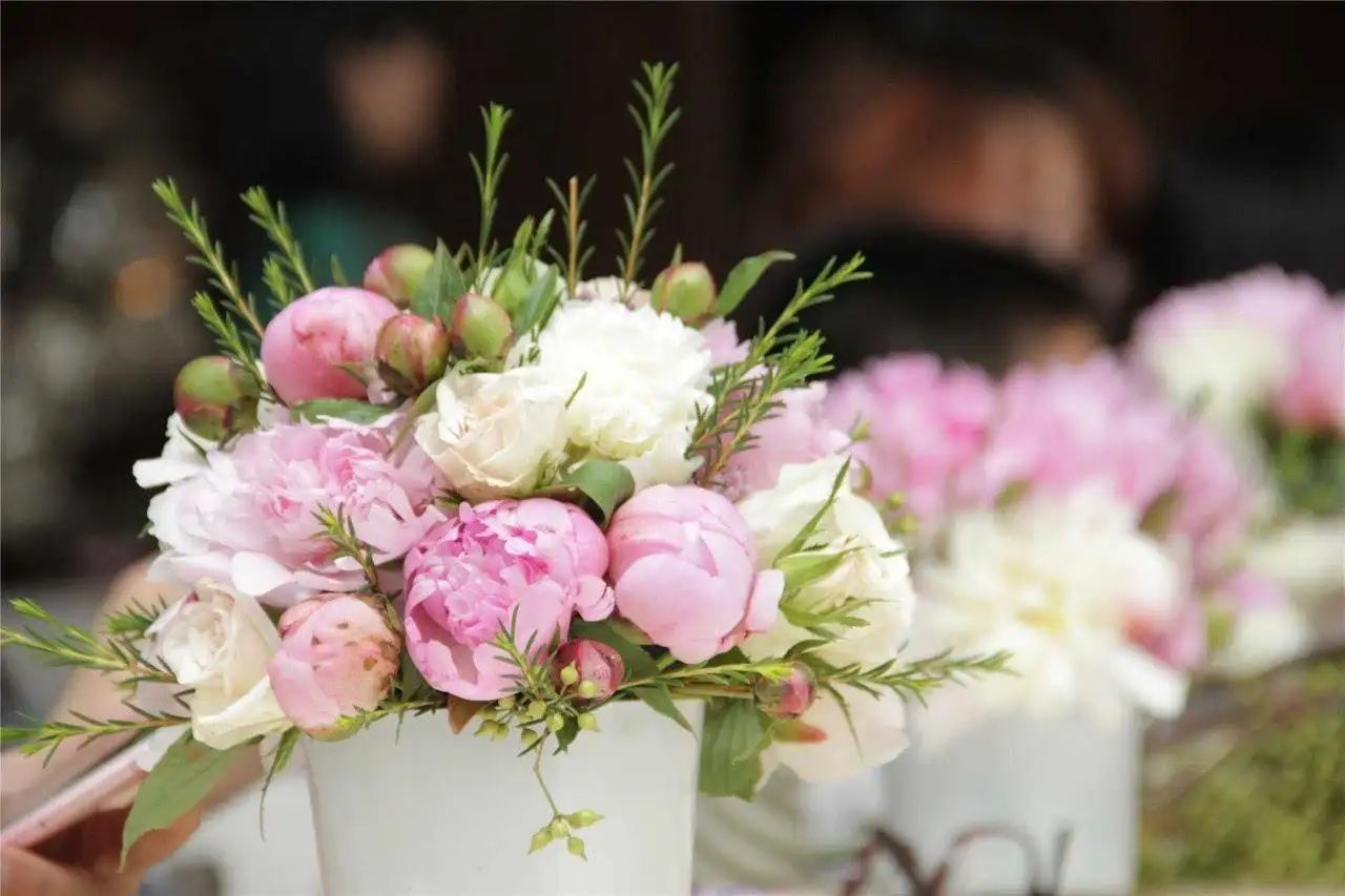 鲜花商标怎么选择,开一家鲜花店需要注册几类商标