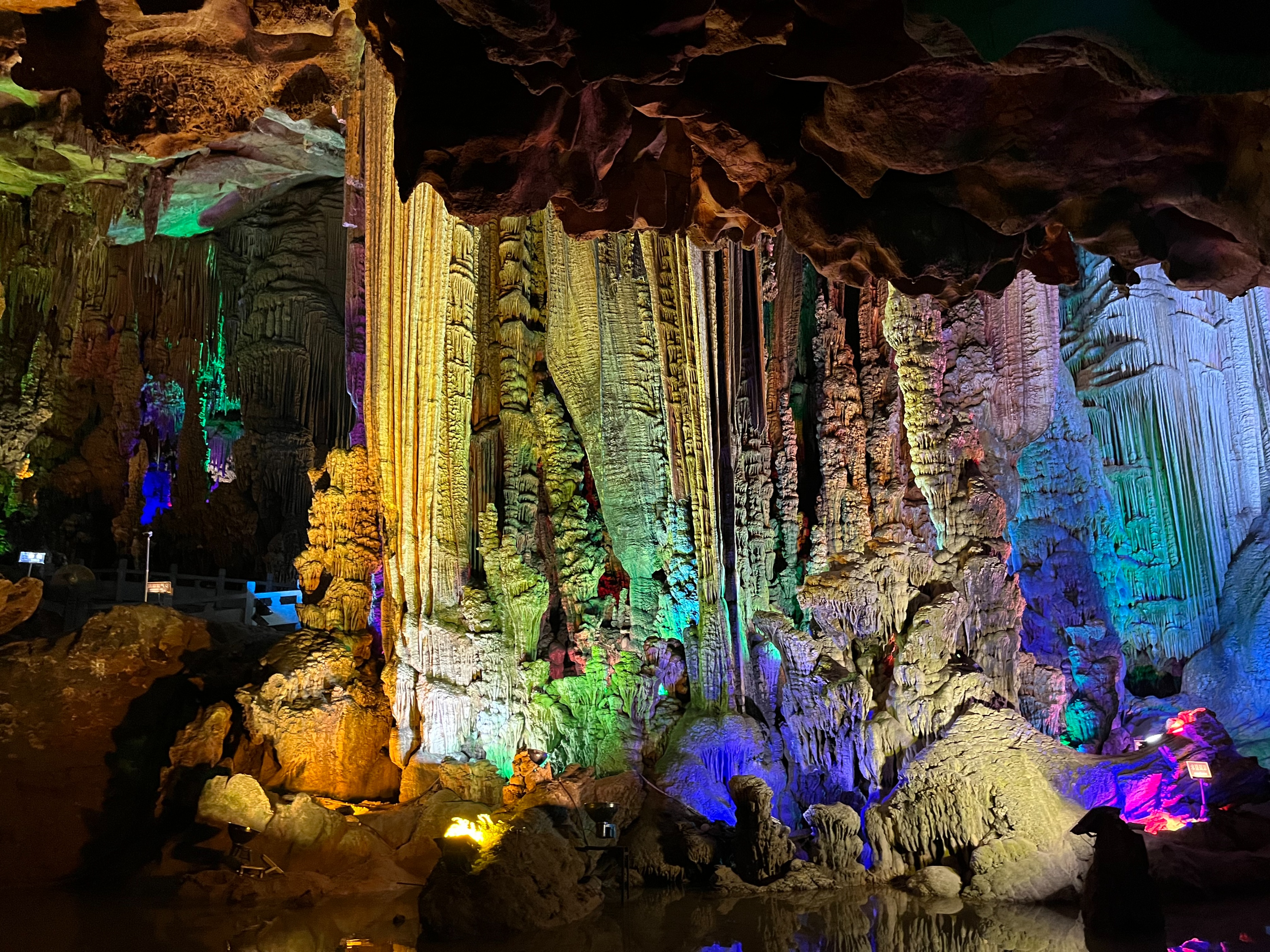 广西桂林荔浦芋头,广西桂林银子岩之旅
