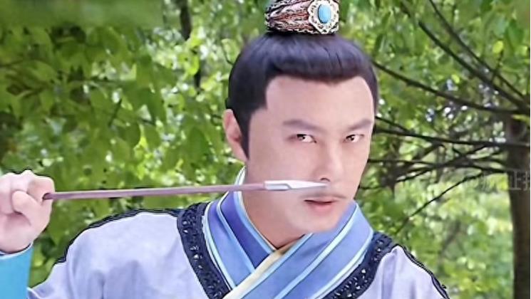 手撕*袜丝**，筷子夹胸，这些辣眼睛的镜头，实在是让人忍无可忍！