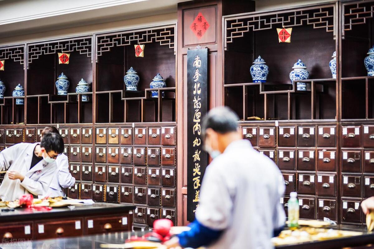 夏天感冒咳嗽吃什么偏方好得快,夏季感冒咳嗽怎么治最有效