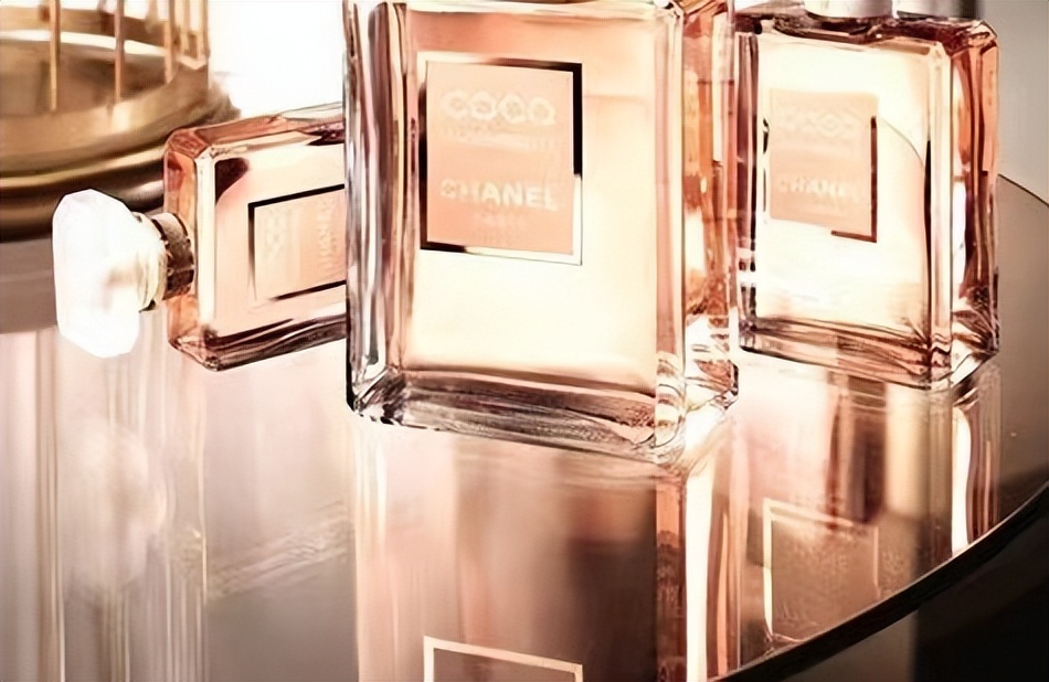 香奈儿可可小姐coco辨别真假,香奈儿coco小姐香水哪款好闻些