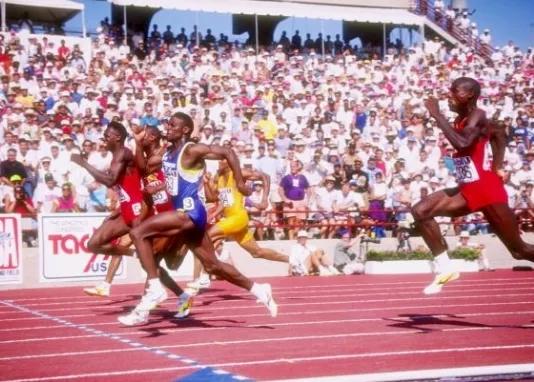 卡尔刘易斯打破世界纪录,卡尔刘易斯400米纪录