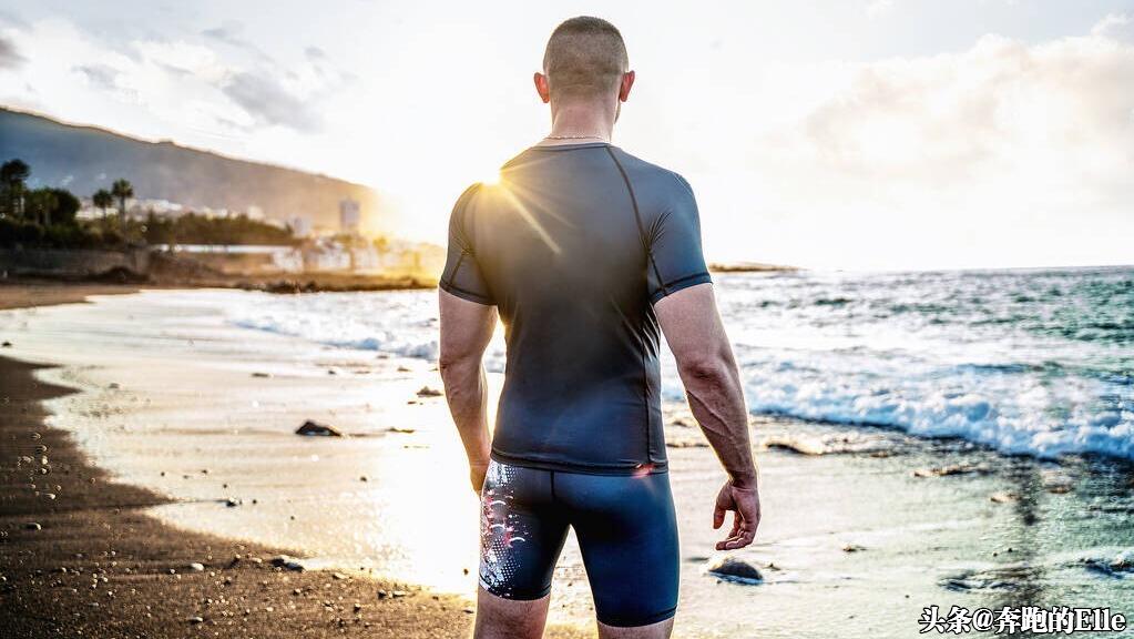 成熟的人懂得认命,真正成熟的人有三次低头