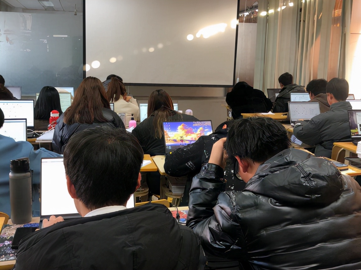 慧中it学院延庆校区官网,慧中it教育延庆校区是培训机构吗