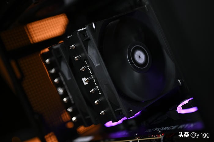 乔思伯松果d41mesh副屏版白色机箱,乔思伯d41标准版能后期加装副屏吗