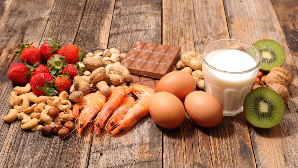 身上突然长了小红点不痛不痒,身上突然长了小红点是什么原因