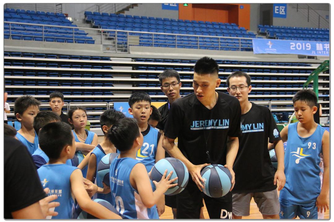 林书豪的篮球挫折,林书豪坎坷之路