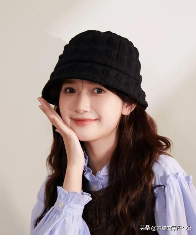 适合春夏天的修饰脸型的帽子,大脸适合什么帽子显脸小春季