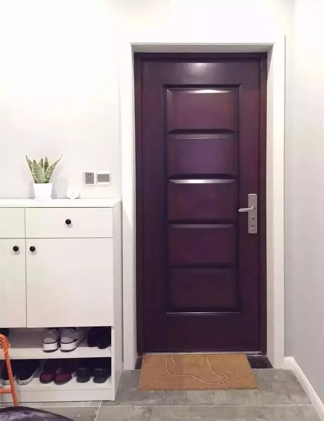 门套颜色与门不一样效果图,门套与门色差太大怎么办