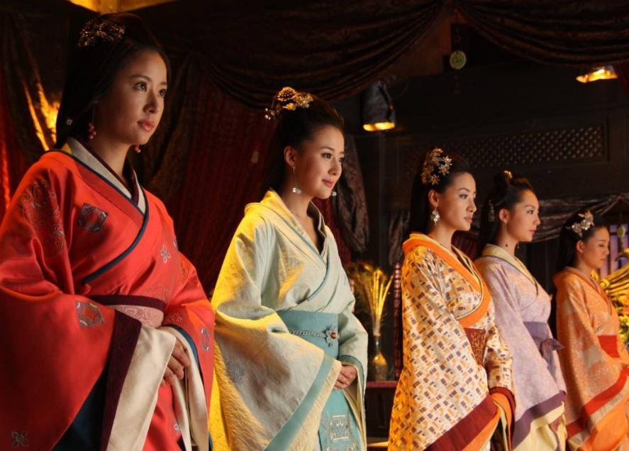 揭秘古代宫女真实生存状况：生如牲畜任人*躏蹂**，死后无葬身之地