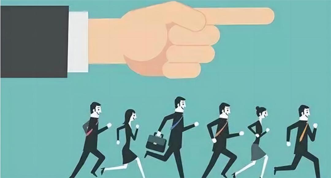 老板不让员工私下建群违法吗,员工私下建小群犯法吗