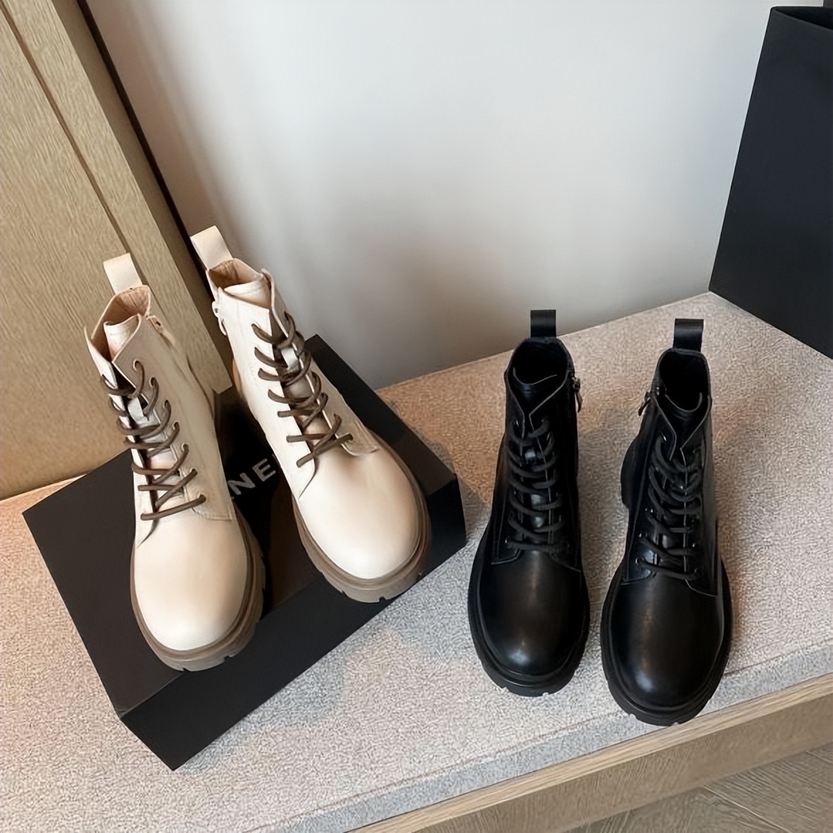 时尚新潮马丁靴,这款时髦又洋气的马丁靴