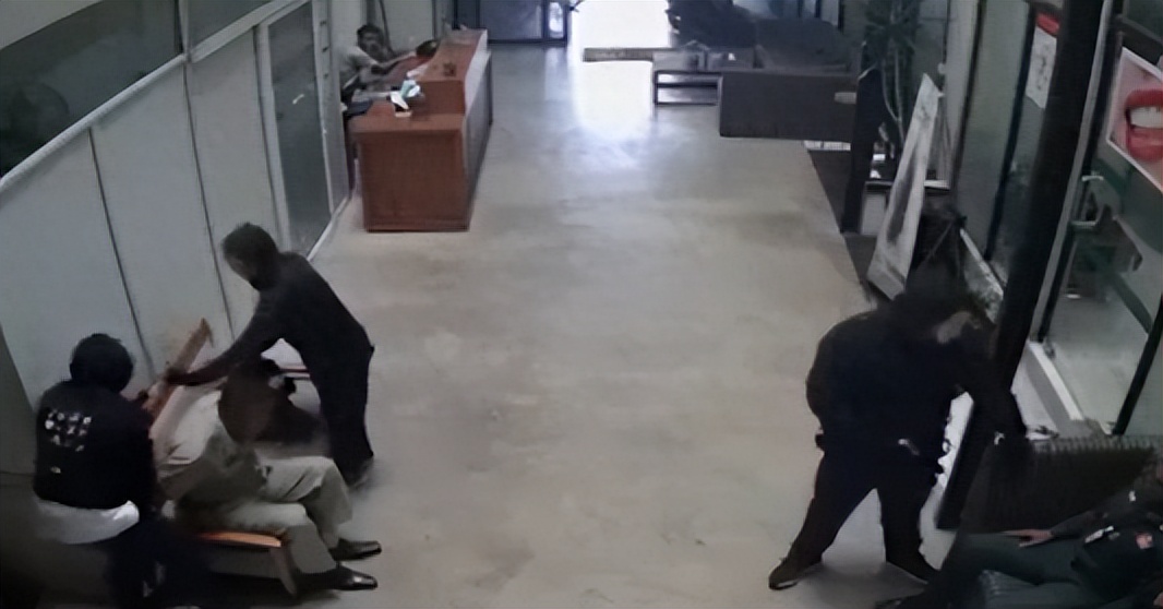 柬埔寨抢劫犯被枪决,柬埔寨发生武装劫囚事件后续