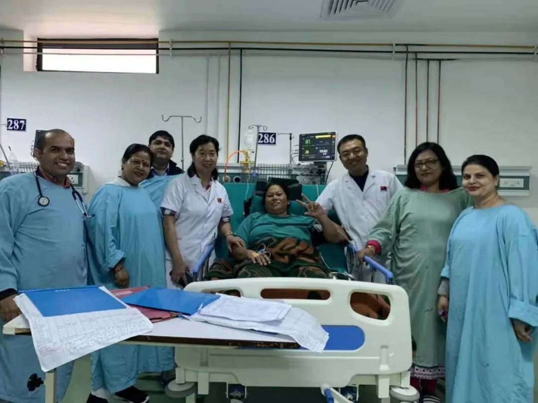 「十大名医风采」——记河北工程大学附属医院妇科主任李静霞