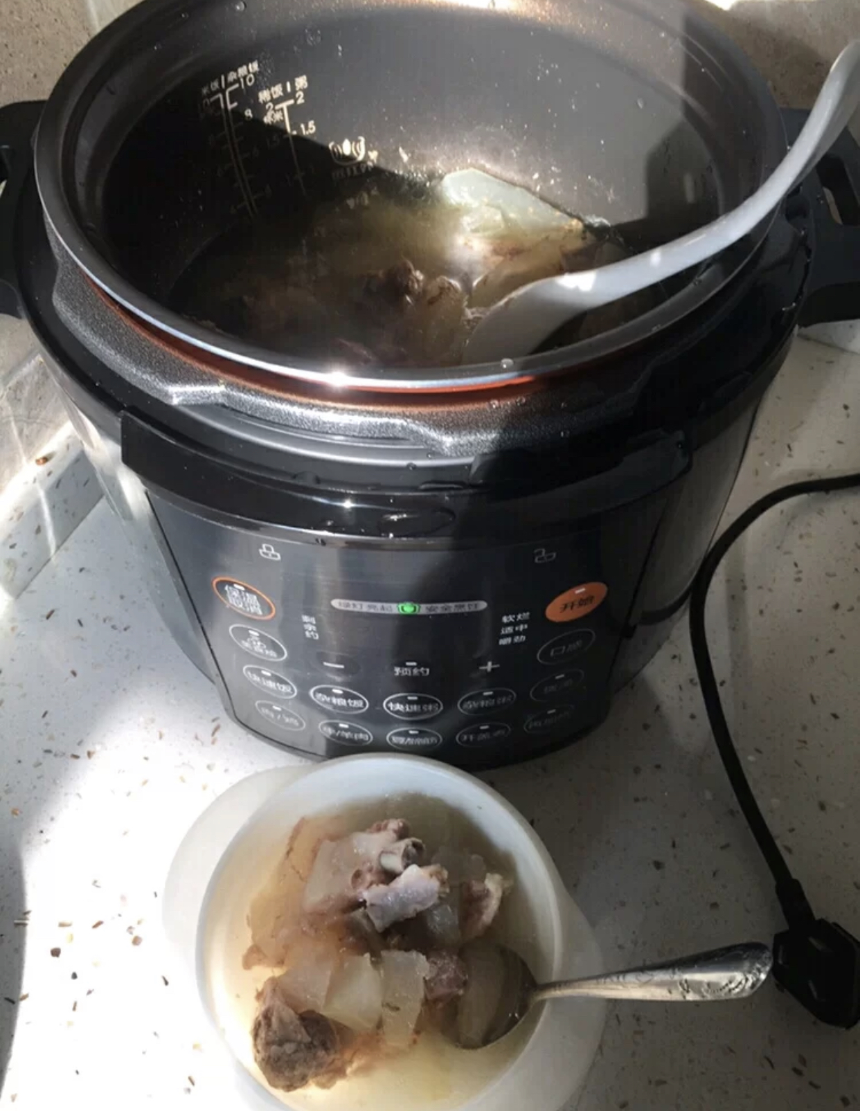 电饭煲家用有必要那么贵吗,为什么有些电饭煲这么便宜