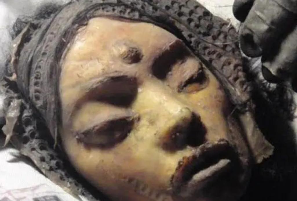 阿波罗登月三眼外星人曝光图片,阿波罗20号登月的恐怖事件