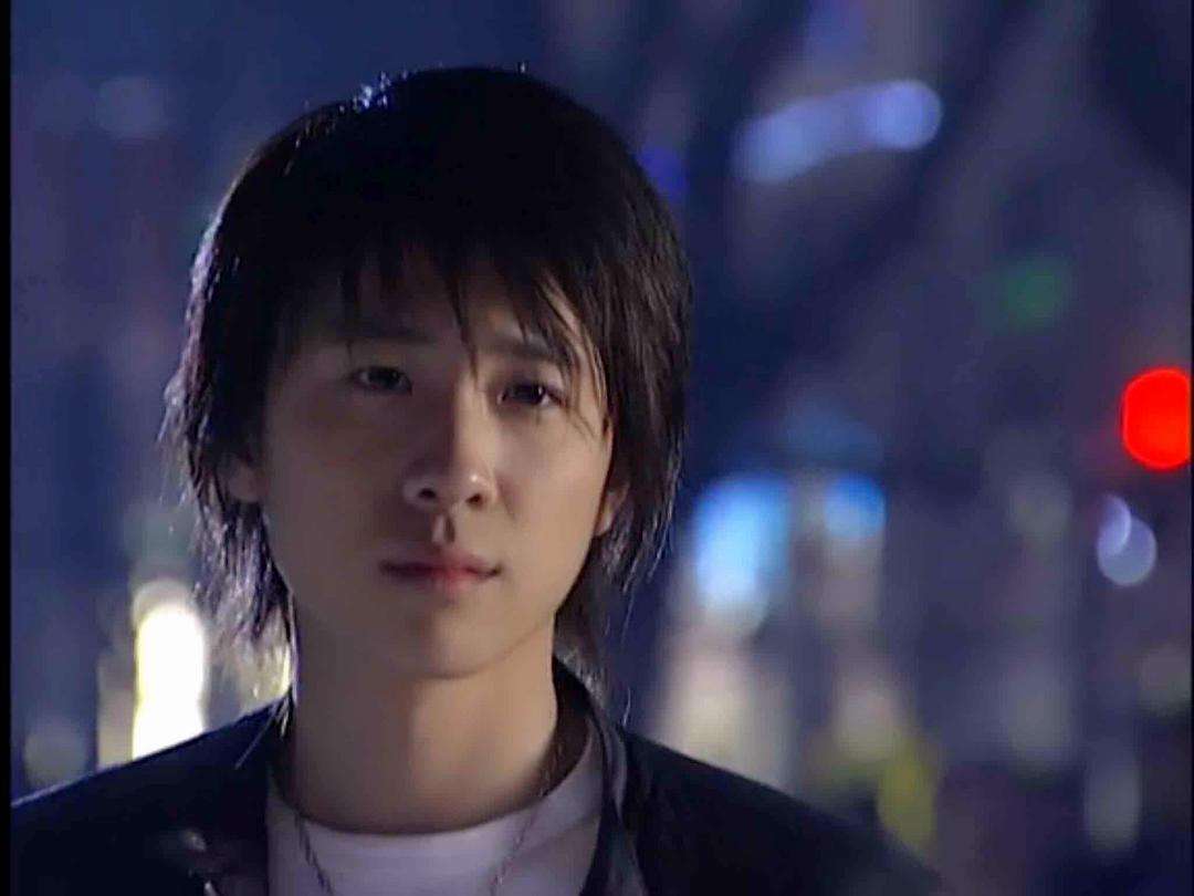 金莎：从“萌甜小妹”成“绯闻女王”，她是怎么一步步走到今天的