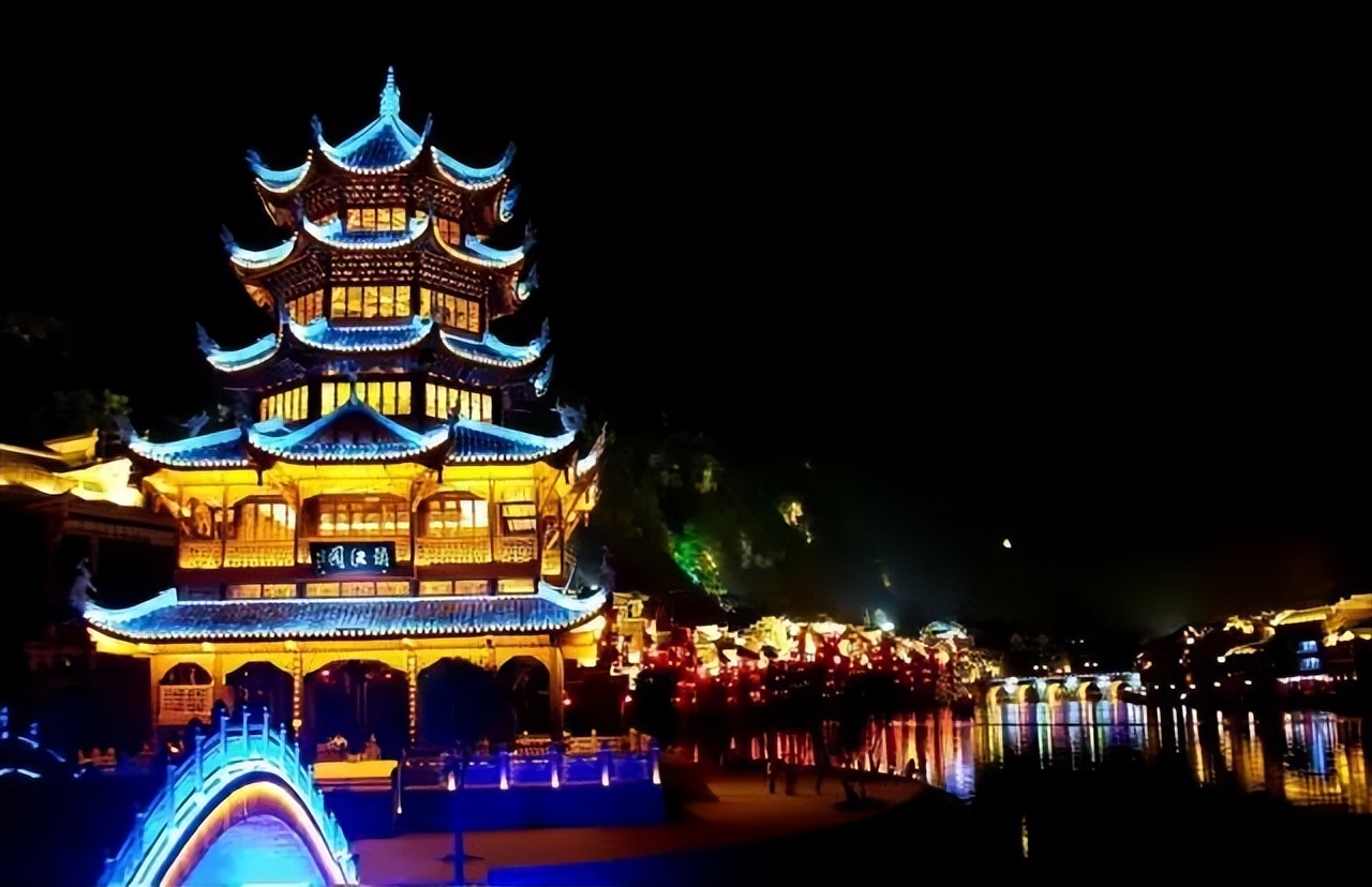 30个最美小城你去过哪几个了,10个国内此生必去的美丽小城