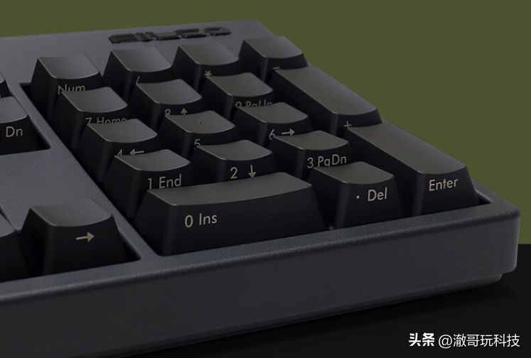 机械键盘樱桃轴和国产有什么区别,为什么现在都不推荐樱桃轴键盘