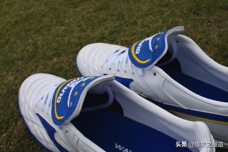 美津浓宽脚碎钉足球鞋推荐,足球鞋推荐中场宽脚美津浓