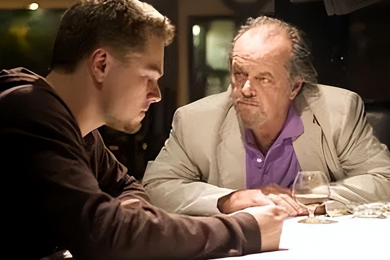 闊╁浗鐢靛奖涓殑榛戣。缇庡コ,闊╁浗鐢靛奖铔囪潕缇庝汉