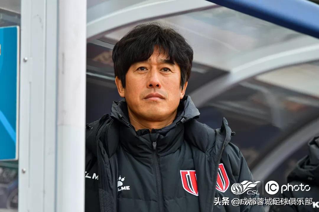 成都蓉城费利佩破门,成都蓉城外援费利佩利用点球机会